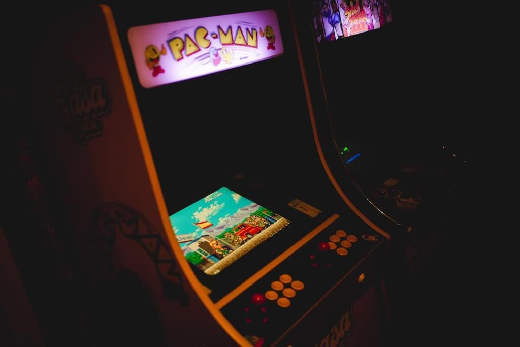 Games And Movies Lounge 7 Bed City Centre Apartment นิวคาสเซิล อะพอน ไทน์ ภายนอก รูปภาพ