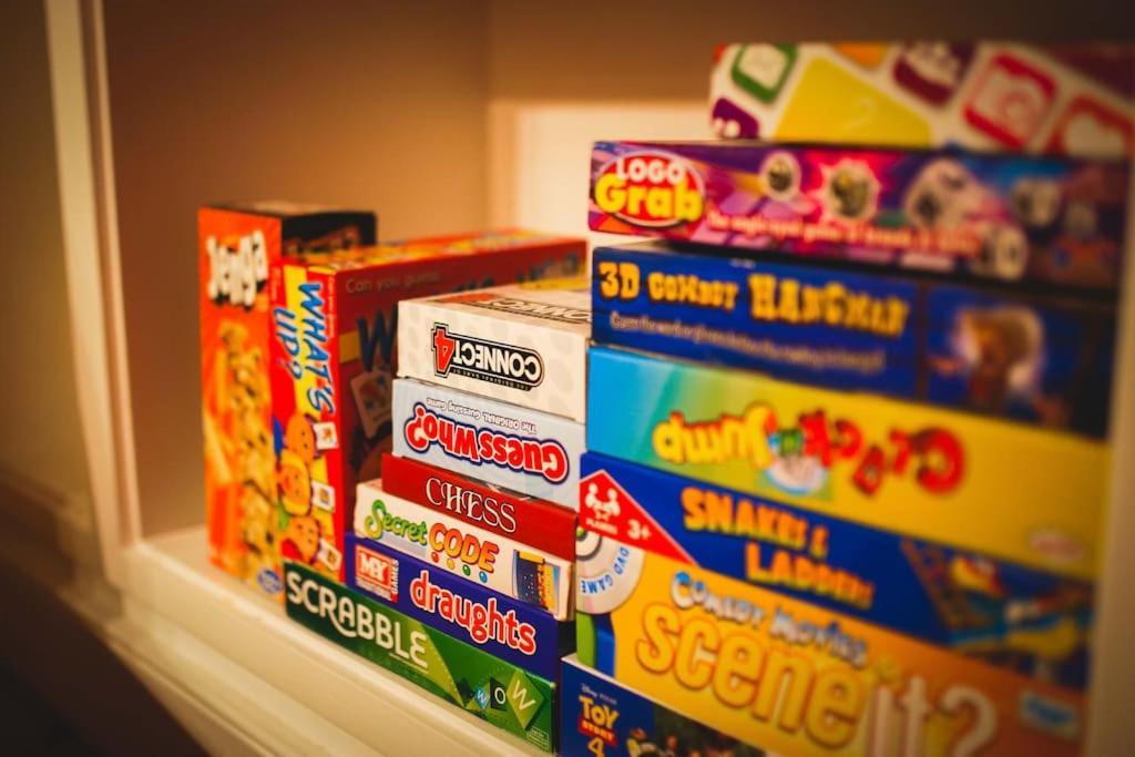 Games And Movies Lounge 7 Bed City Centre Apartment นิวคาสเซิล อะพอน ไทน์ ภายนอก รูปภาพ